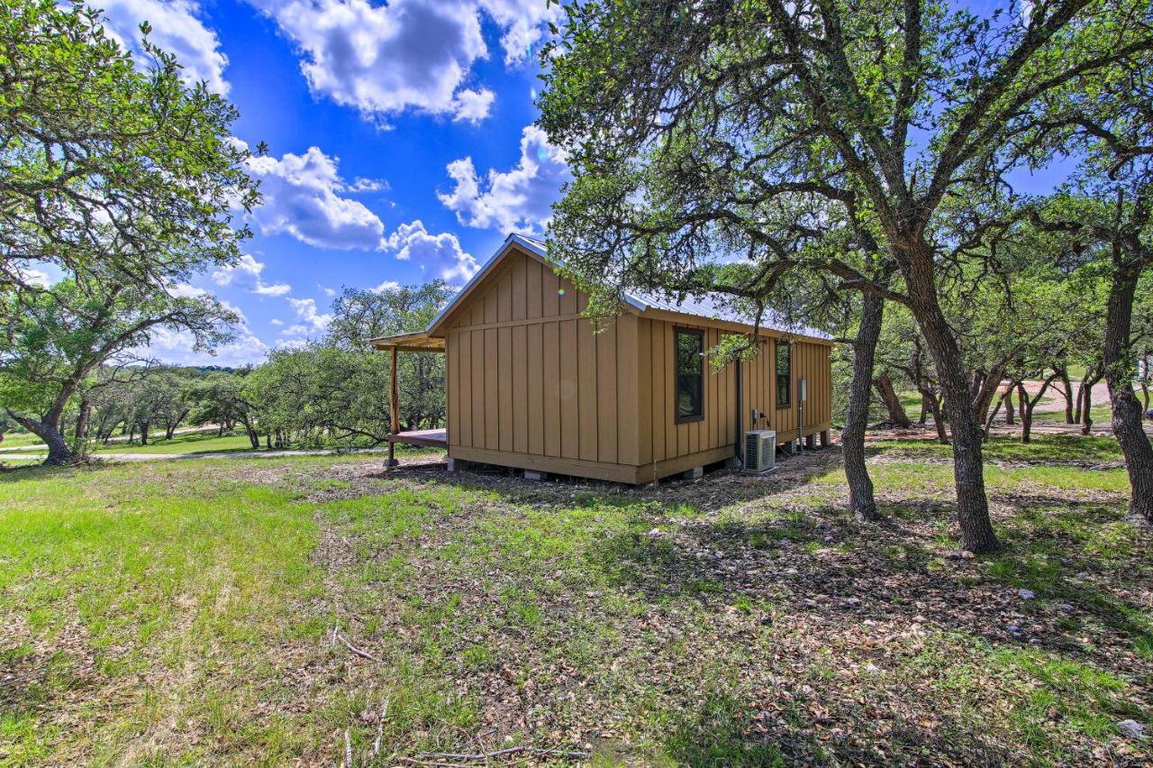 Rustic-Chic Country Cabin - 10 Mi To Main Street! Villa Фредериксбург Екстериор снимка